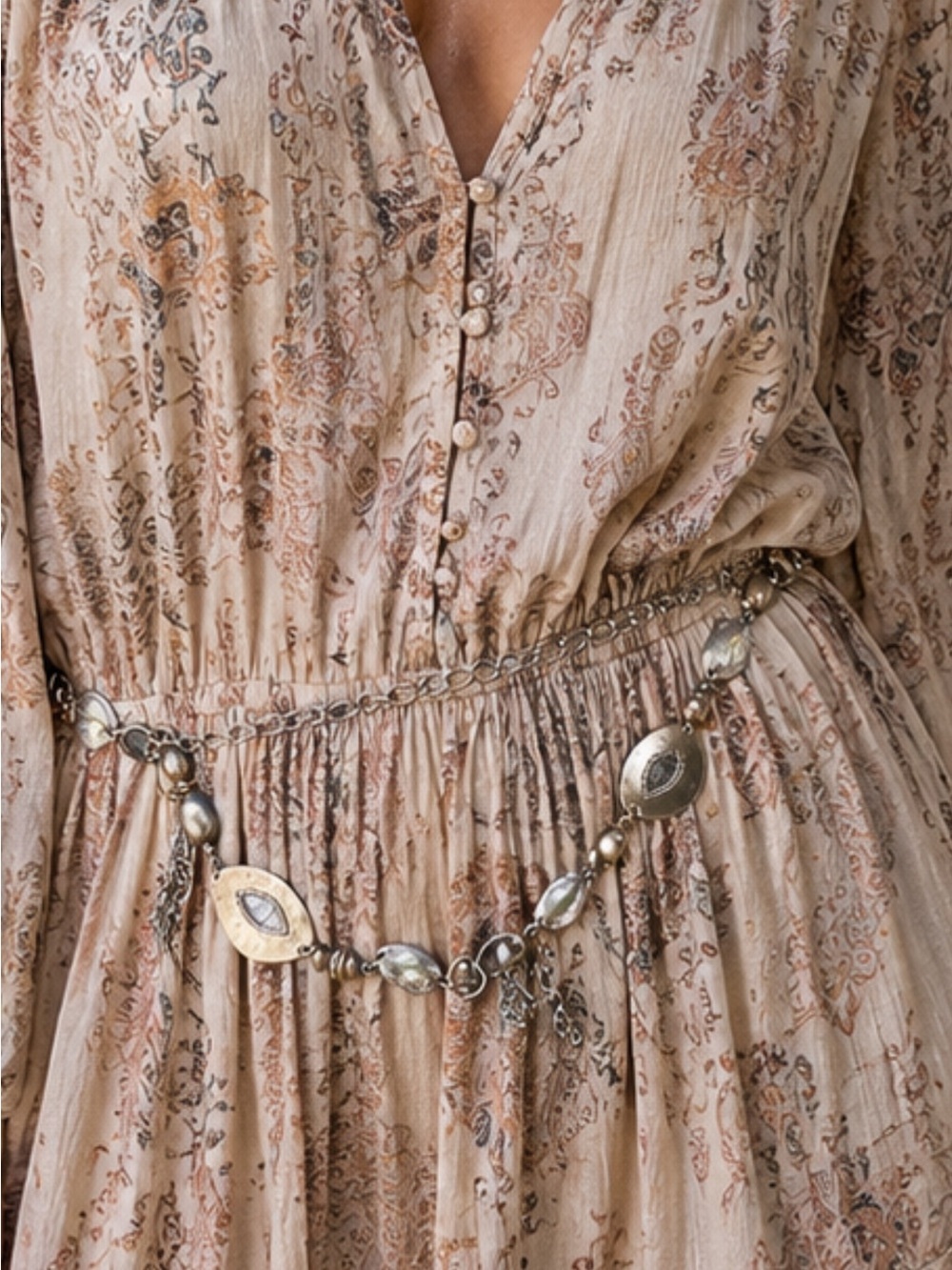 Chico's Medallion Runway Belt Chain Mother of Pearl OS Boho with Lobster Clasp - Picture 2 of 11